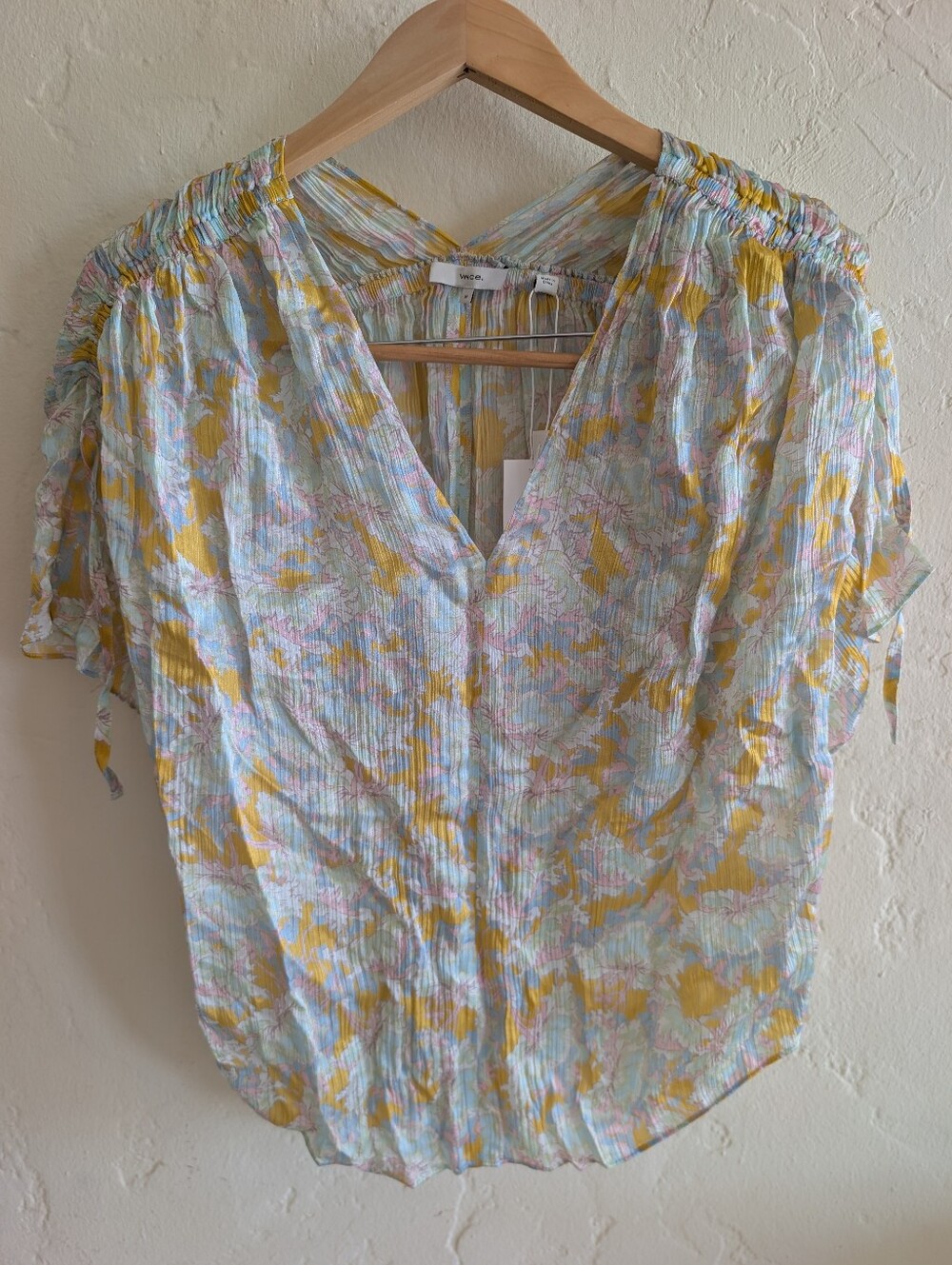 NWT Vince Lotus Ruched 100% Silk Blouse Top Multicolor Floral Gold Size M $345